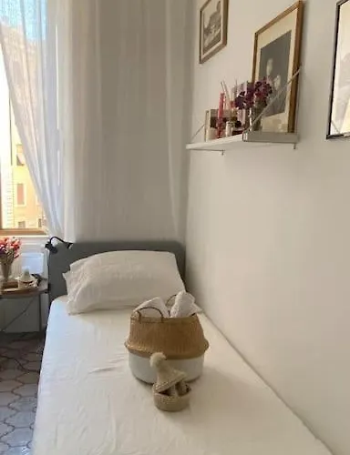 Apartamento Cosy And Stylish In A Lively Area Of Roma