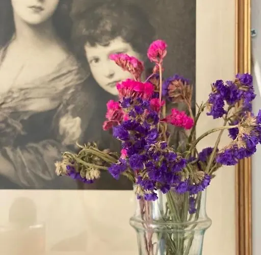 Cosy And Stylish In A Lively Area Of Apartamento