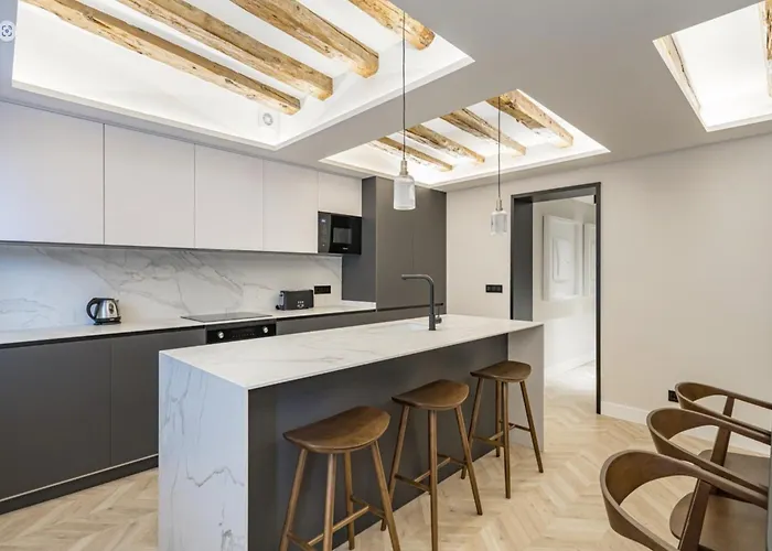 Cosy And Stylish In A Lively Area Of *