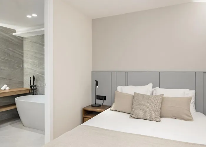 Cosy And Stylish In A Lively Area Of *